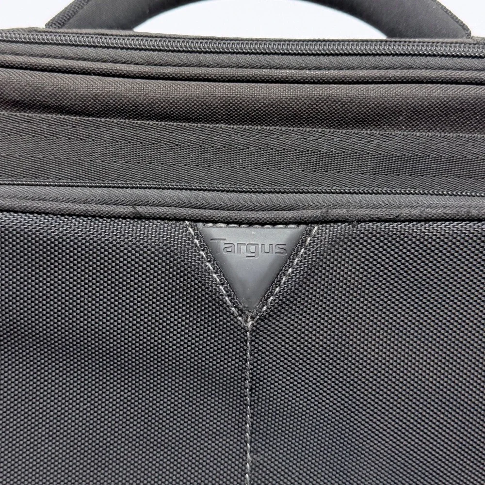 Targus Black Laptop Bag Messenger Briefcase Shoulder Strap Pouch